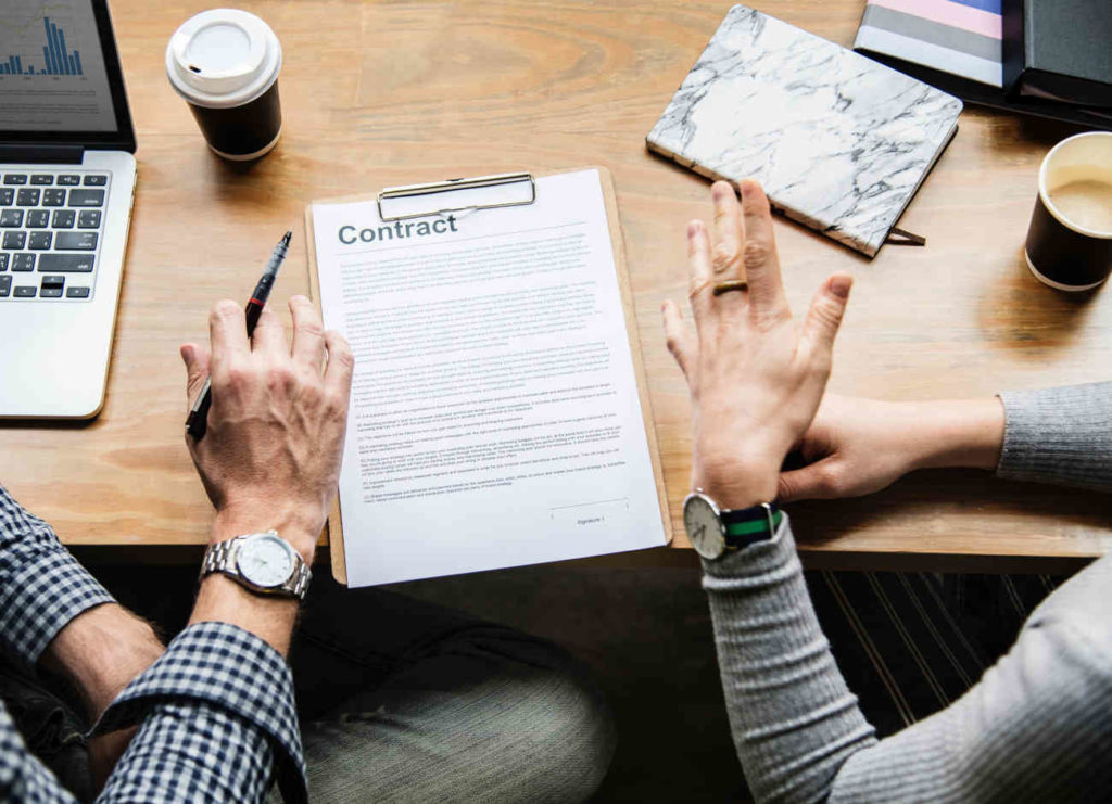 how to become a mortgage advisor