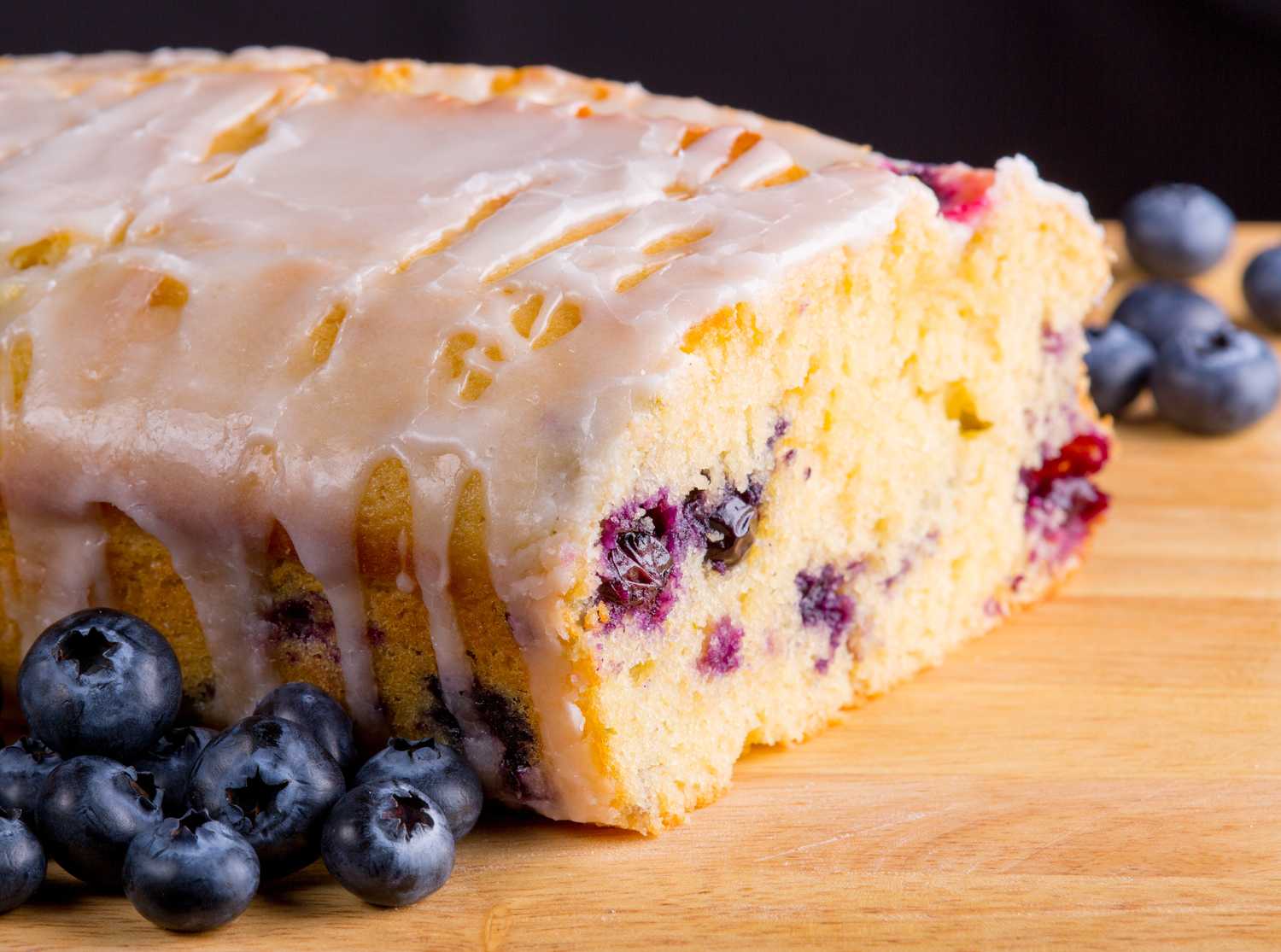 Blueberry, walnut, and lemon cake - Rest Less