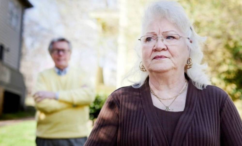 How to manage family relationships at a funeral Rest Less