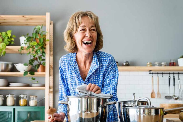 9 health benefits of quinoa and how to use it - Rest Less