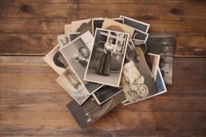 How to understand your old photographs