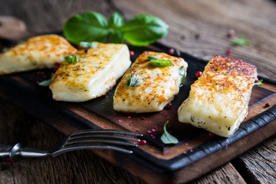 Learn to make halloumi