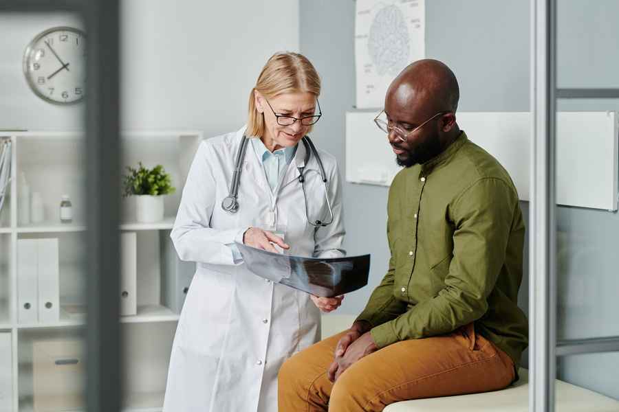 How are food intolerances diagnosed?