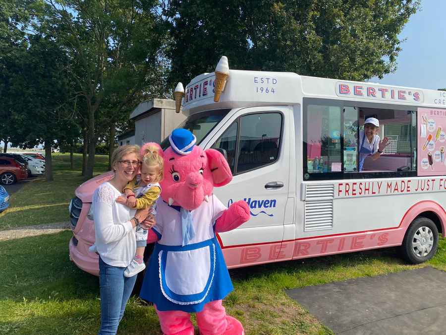 Julie’s daughter, Jo, and granddaughter, Harmonie, visiting her at the ice cream van
