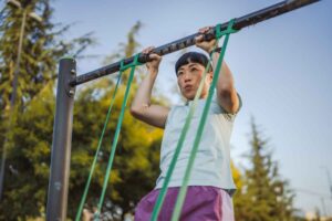 How to achieve your first pull-up in 6 weeks