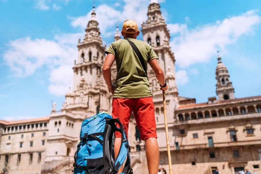Where does the Camino de Santiago begin and end