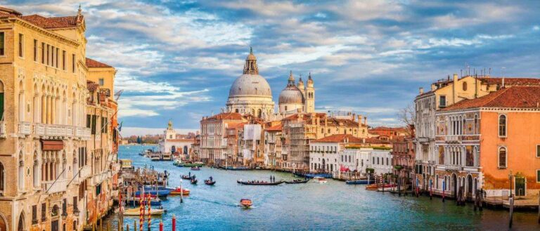 Explore more – 9 cruises with immersive overnight stays