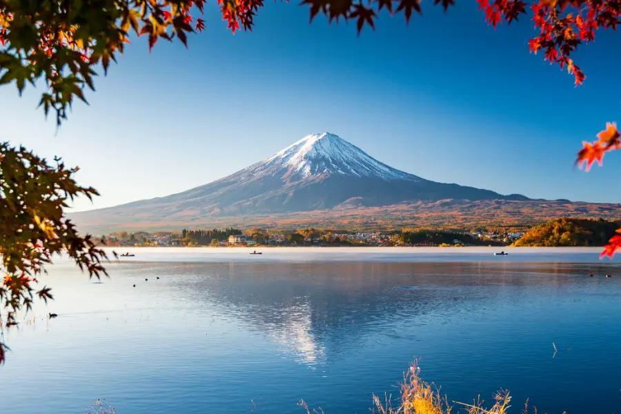 You’ll be mesmerised by the beauty of the Japanese Alps, Mount Fuji, and coastal Okinawa