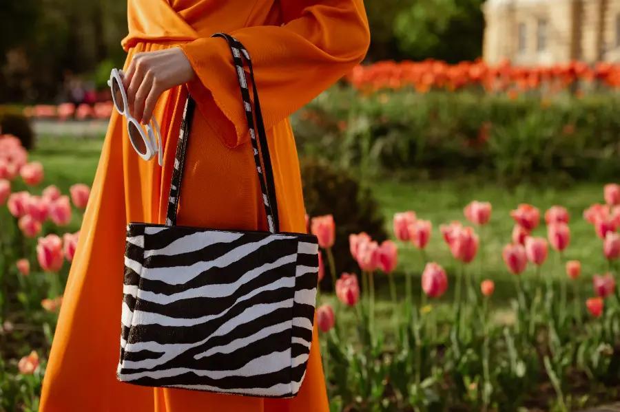 Bold prints
