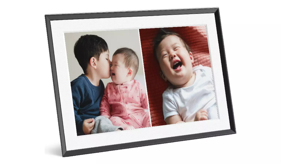 AURA Carver Mat 10.1 Inch Digital Photo Frame