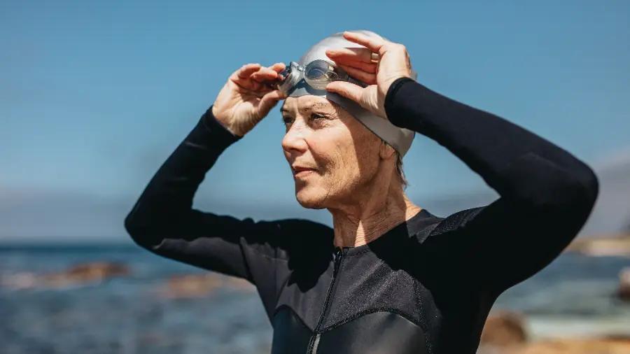 Cold water swimming
