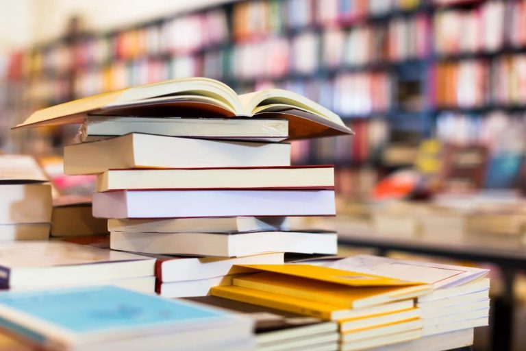 Monthly book reviews – nosy neighbours, Sicilian sun, and Cornish killers