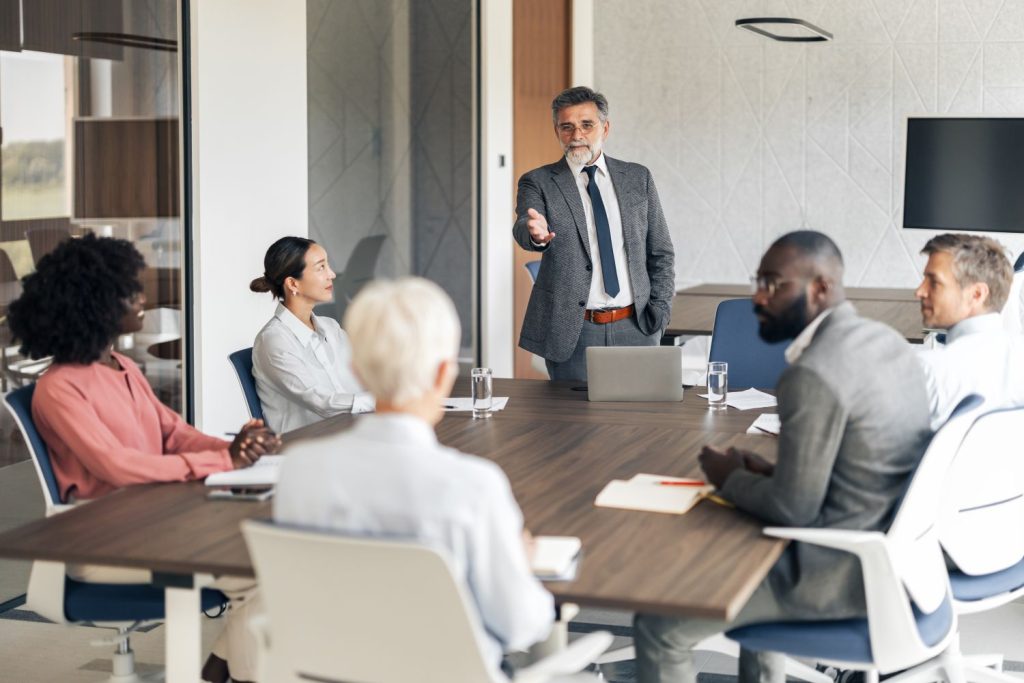 8 signs you’re in a toxic work environment (and how to escape!)