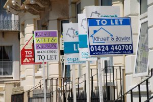 7 must-know landlord insurance tips for accidental landlords
