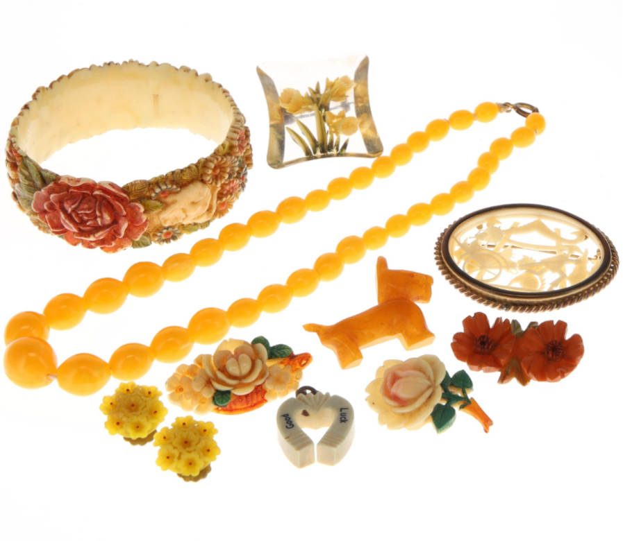 Art Deco and Bakelite Jewellery