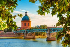 5 destination dilemmas (and how to pick the right holiday for you)