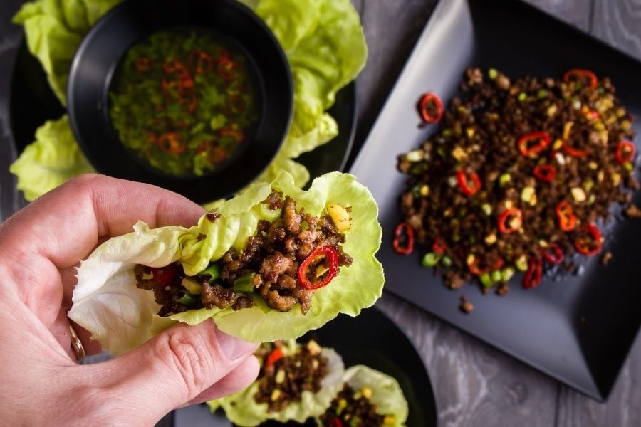 Chilli beef lettuce wraps