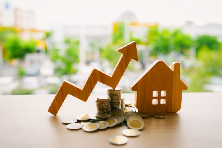 Average two- and five-year mortgage rates hit three-year high as cheaper deals disappear